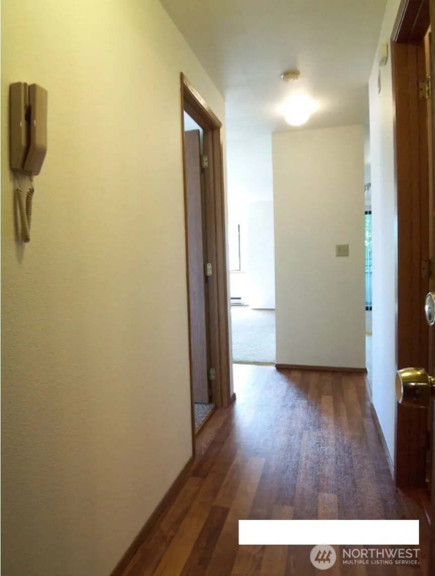 Property photo for 3026 Beacon Avenue S #401, Seattle photo 4