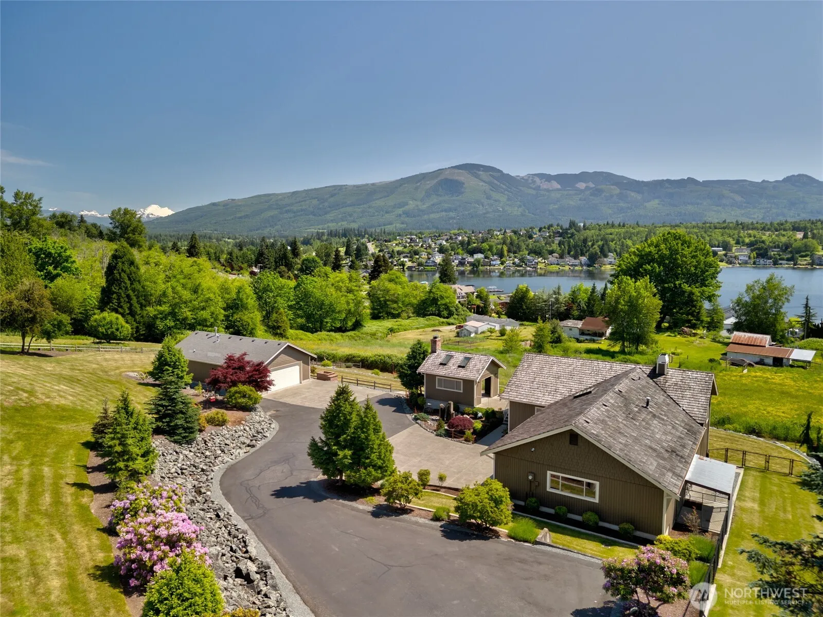 Property photo for 17441 Lake Terrace Place, Mount Vernon