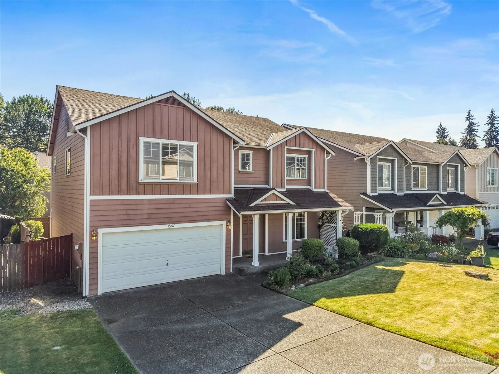 Property photo for 13707 116th Avenue Ct E, Puyallup photo 3