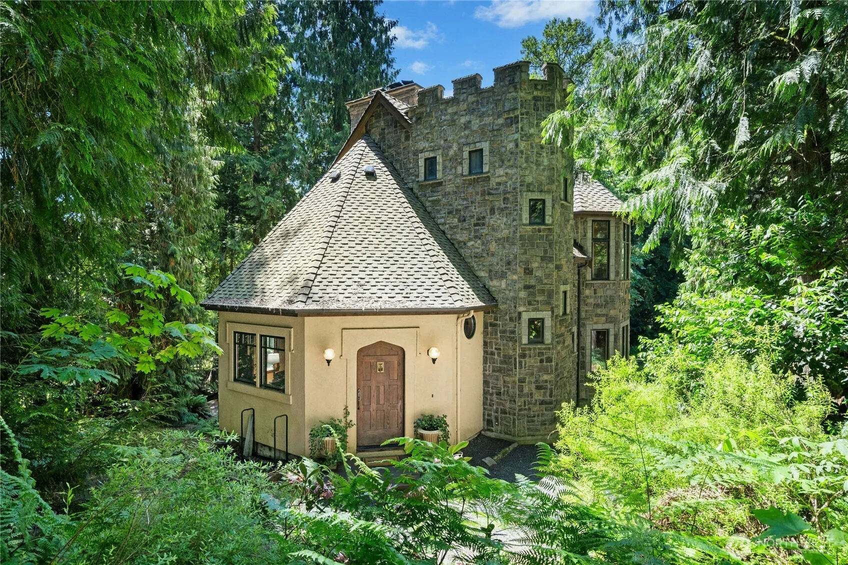 Property photo for 190217 Se May Valley Road, Issaquah, WA 98027