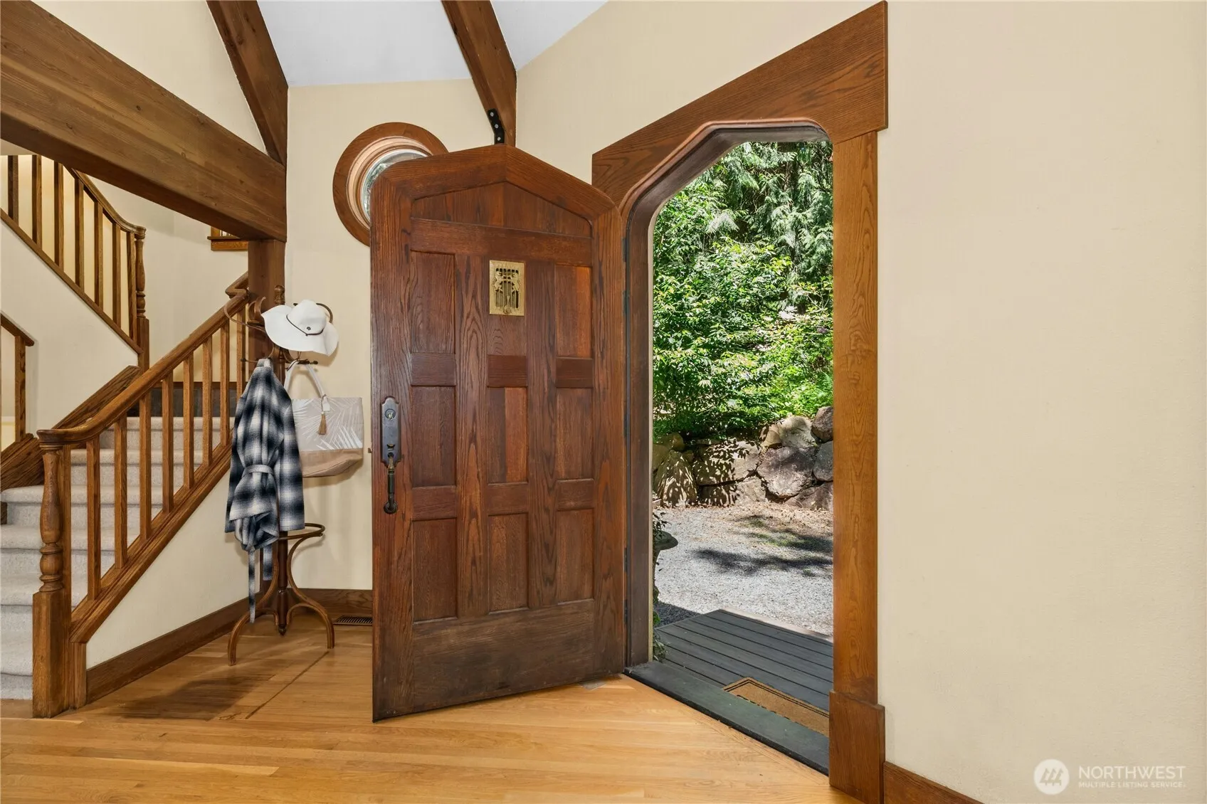 Property photo for 190217 Se May Valley Road, Issaquah photo 3