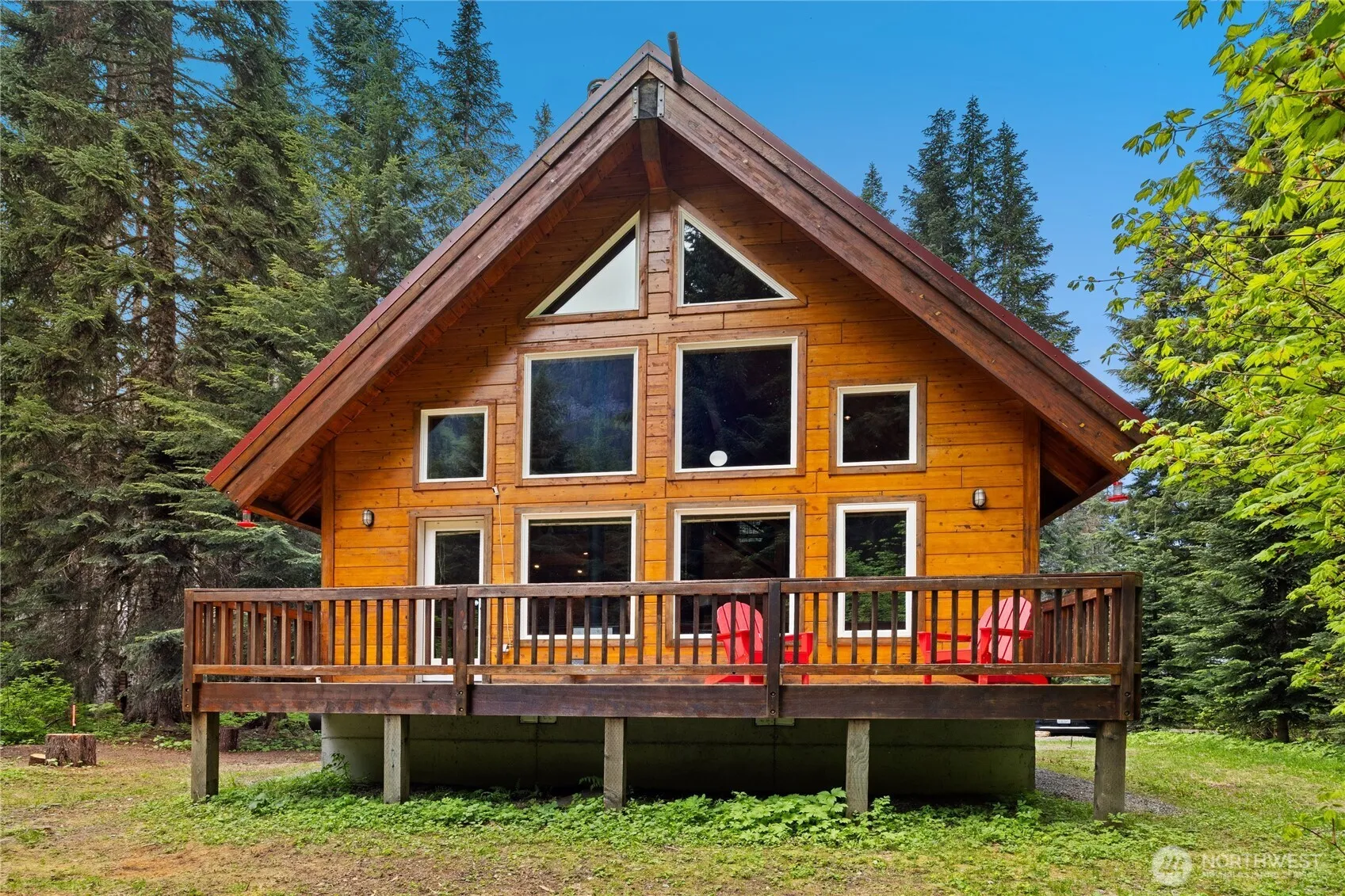 Property photo for 42 Gold Creek Ln, Snoqualmie Pass