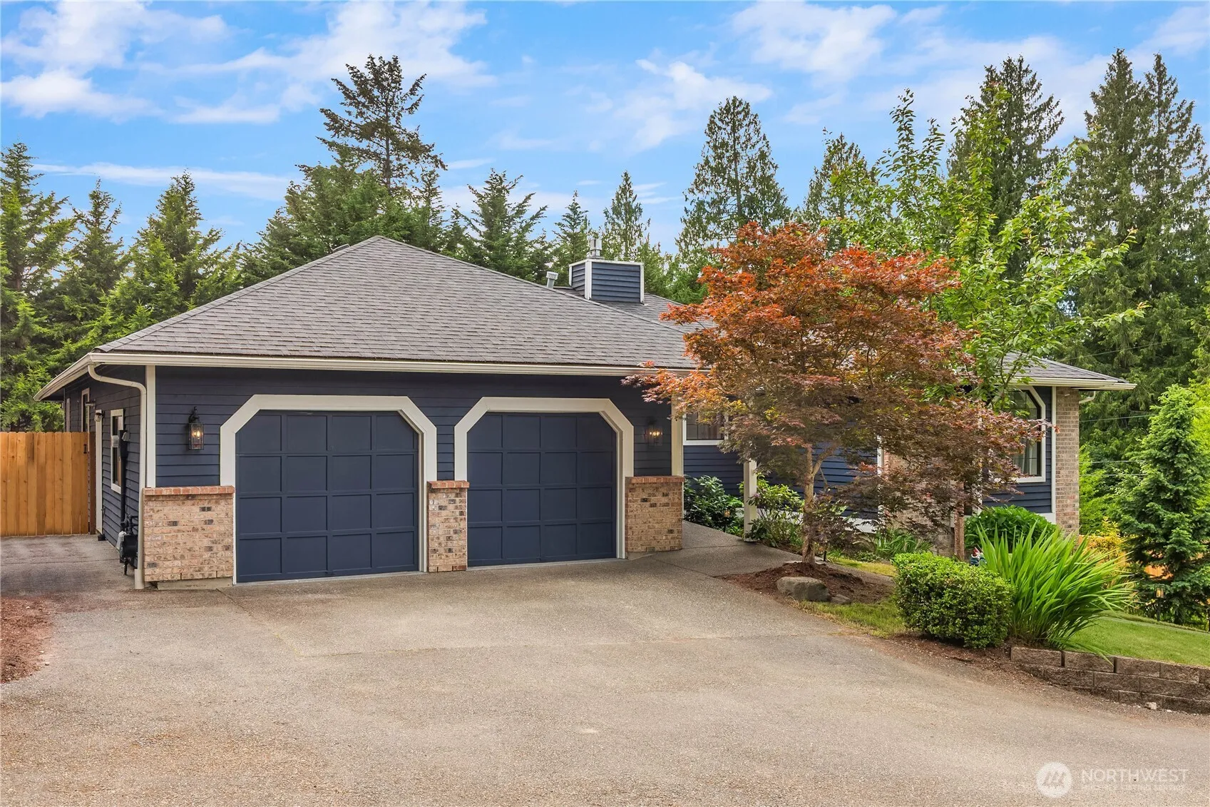 8227 Ne 166th Street, Kenmore