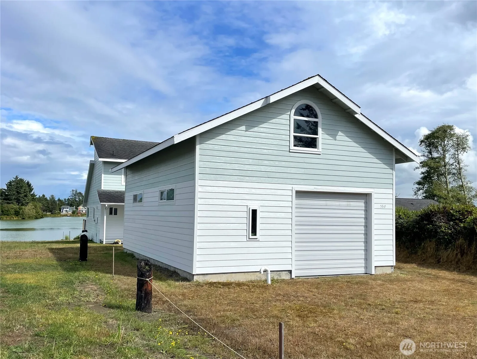 Property photo for 580 Mount Olympus Avenue Se, Ocean Shores photo 2