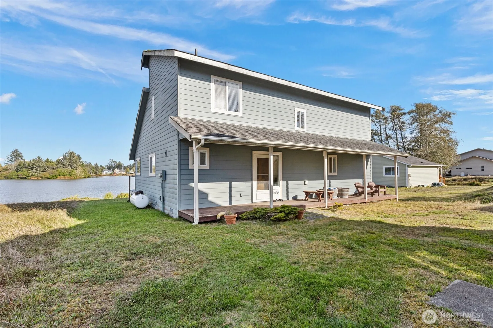 Property photo for 580 Mount Olympus Avenue Se, Ocean Shores