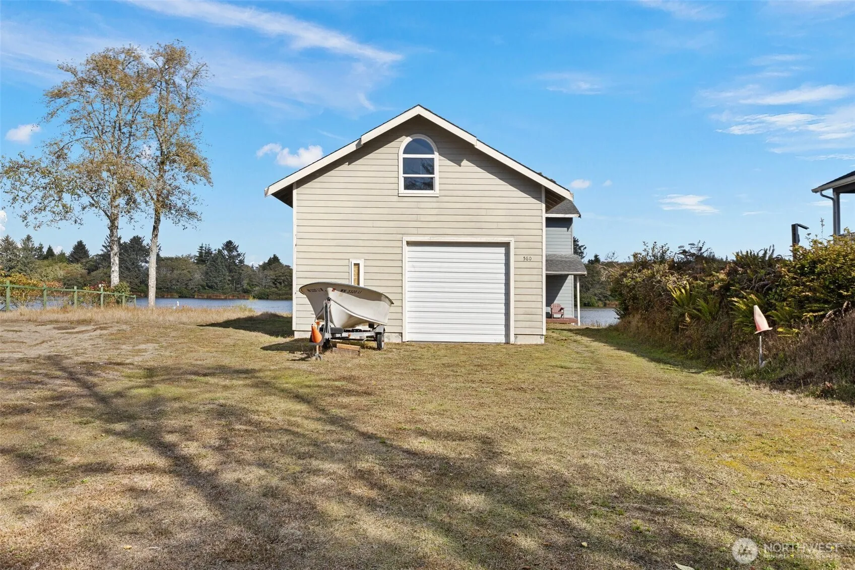 Property photo for 580 Mount Olympus Avenue Se, Ocean Shores photo 2