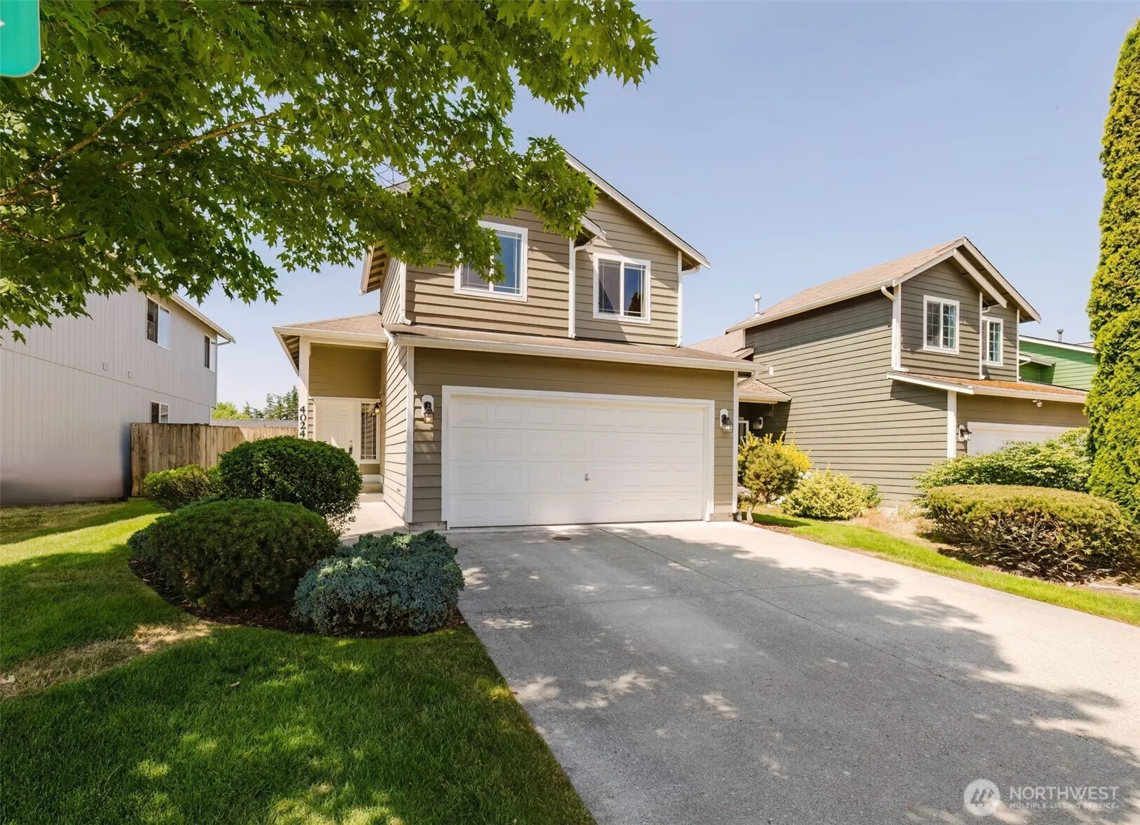 Property photo for 4024 152nd Street Ct E, Tacoma photo 2