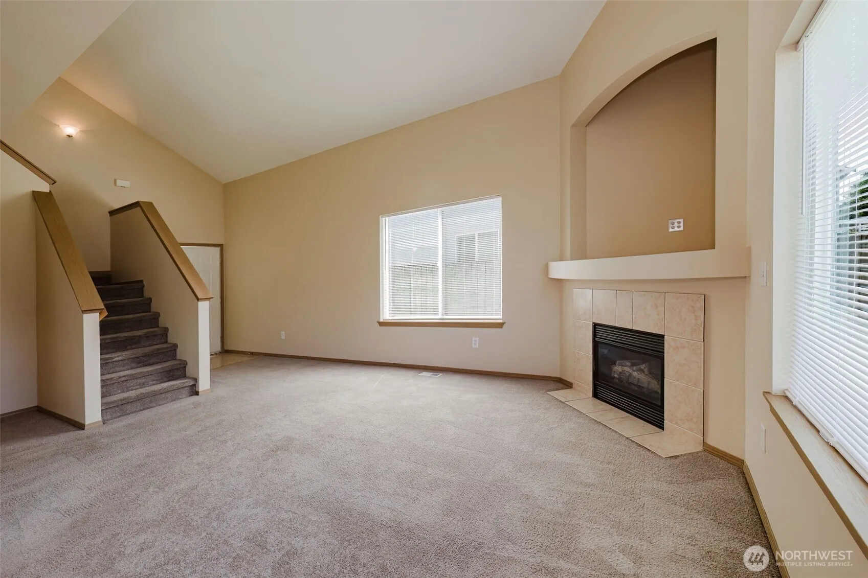 Property photo for 4024 152nd Street Ct E, Tacoma photo 5