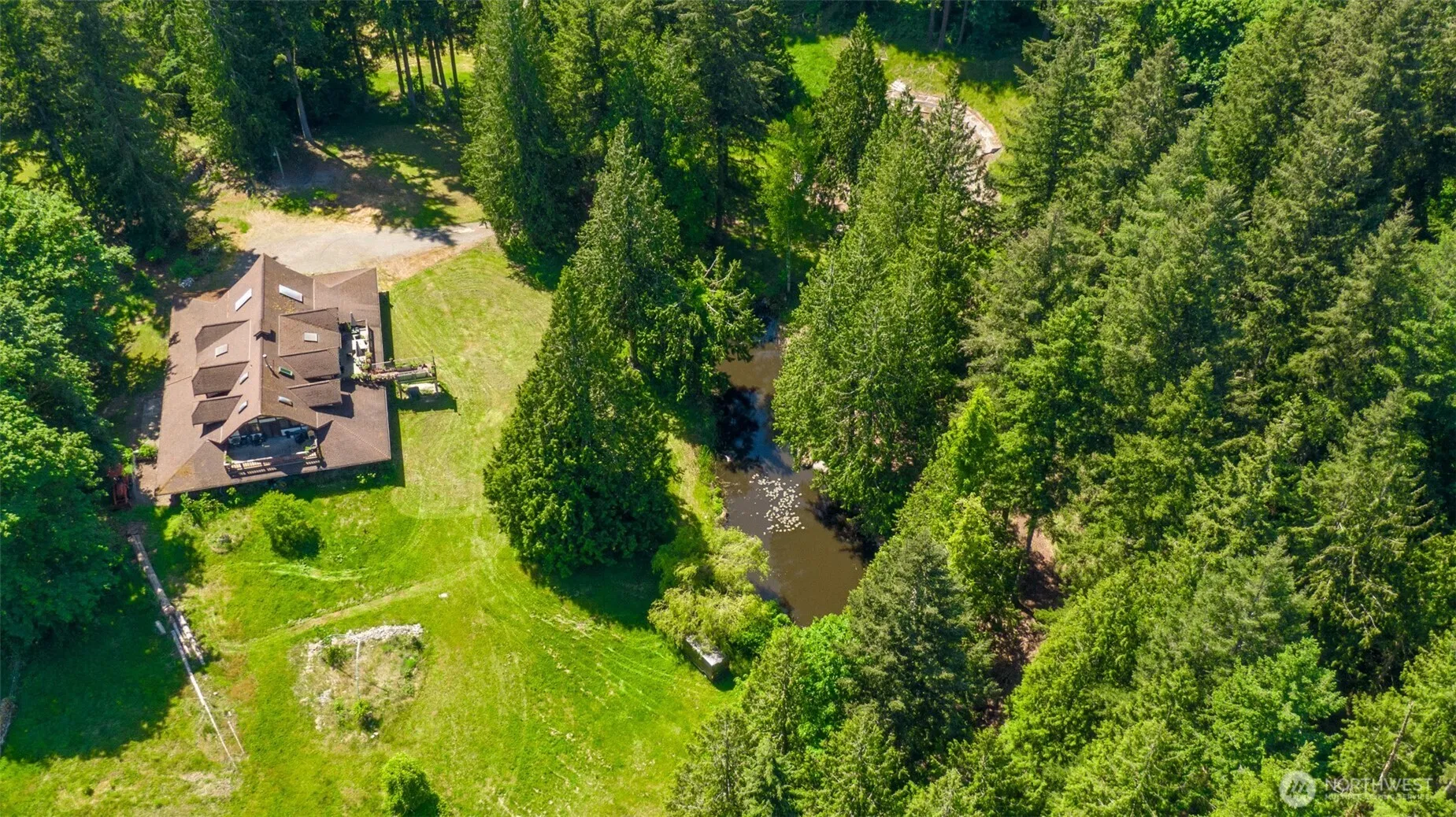 Property photo for 1106 254th Avenue Ne, Sammamish