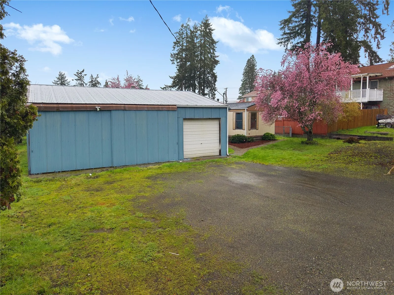 Property photo for 9823 Whitecap Drive Nw, Olympia photo 3