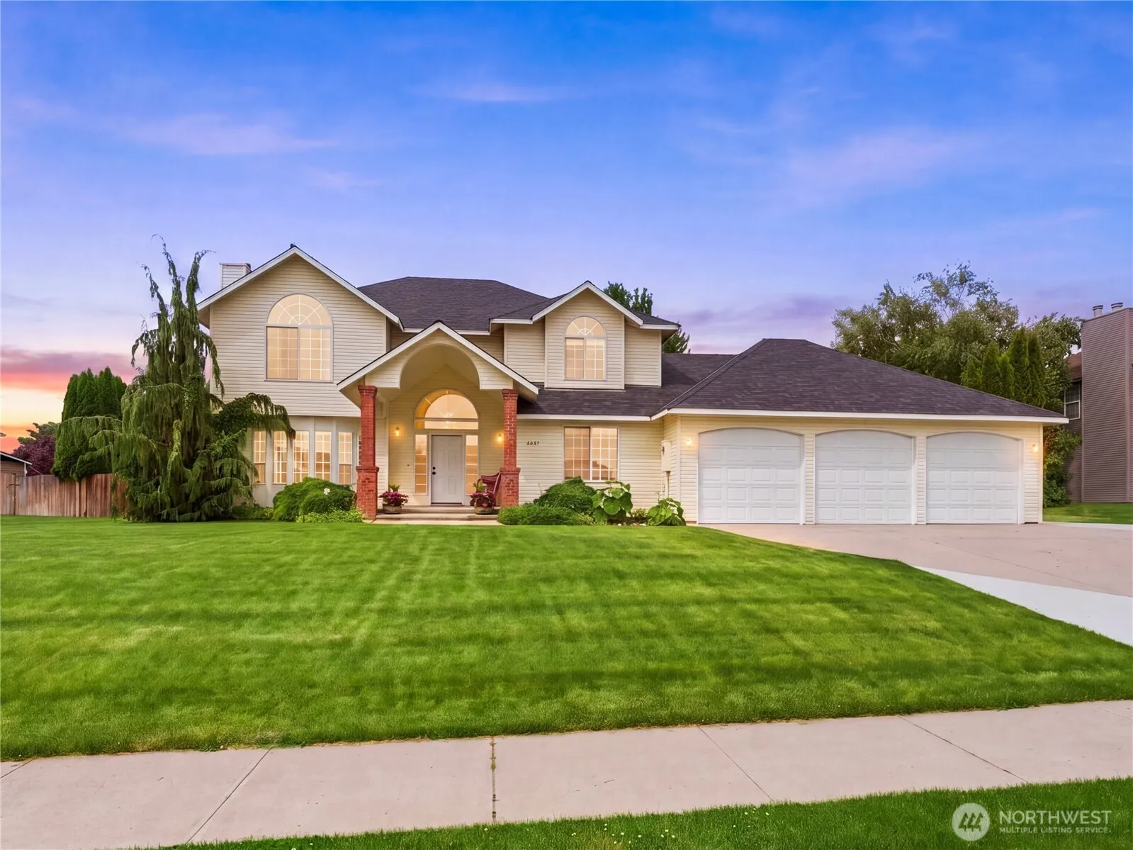 Property photo for 2220 Fancher Heights Boulevard, East Wenatchee