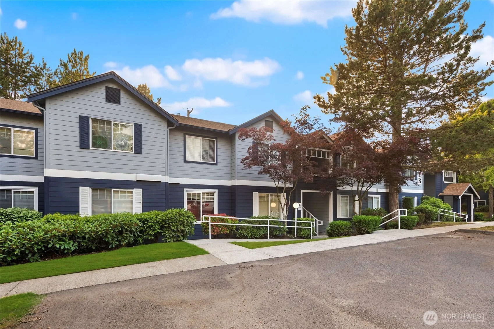 Property photo for 10825 Se 200th Street #b203, Kent