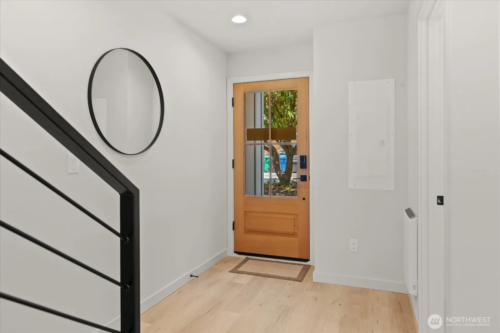 Property photo for 1131 Nw 60th Street #b, Seattle photo 4