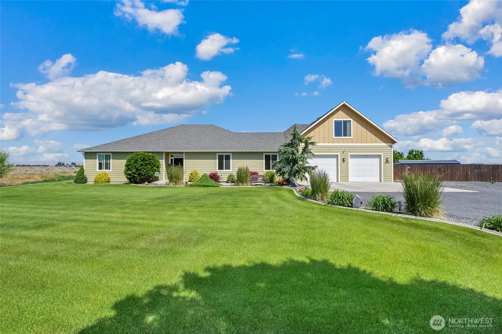 Property photo for 4050 Rd 7.4 Ne, Moses Lake