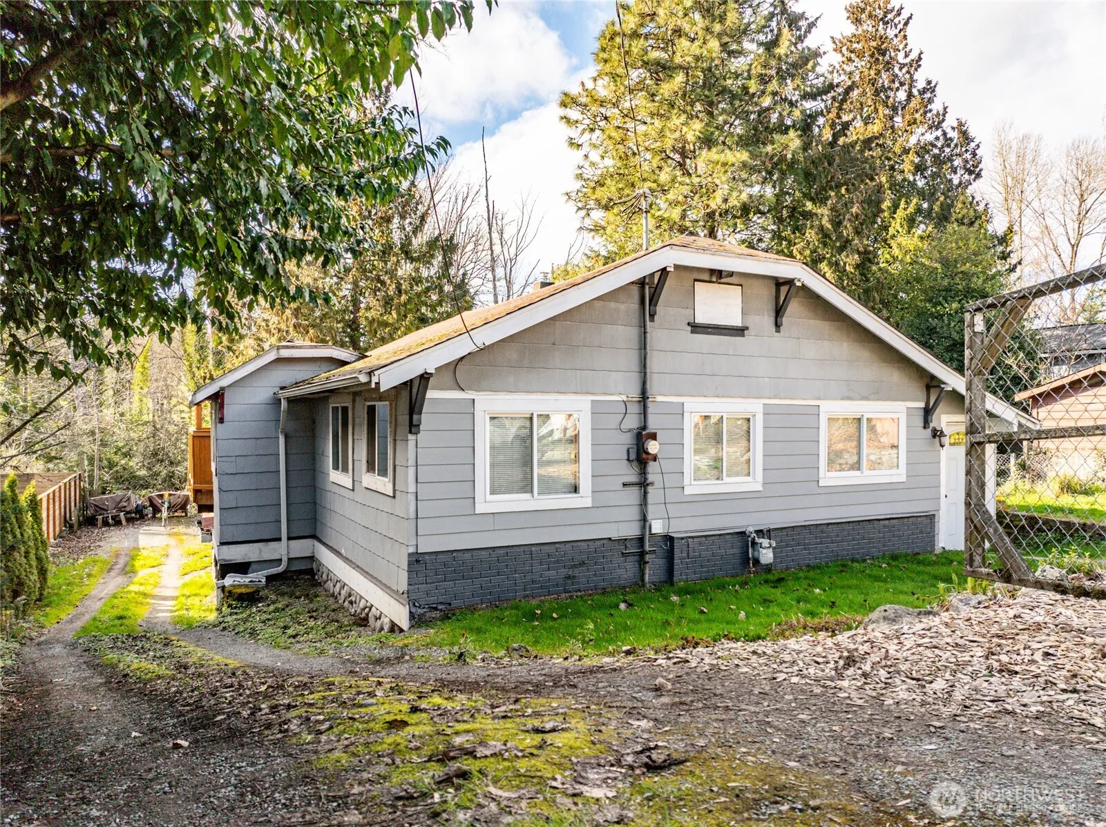 Property photo for 4549 26th Avenue Sw, Seattle photo 4