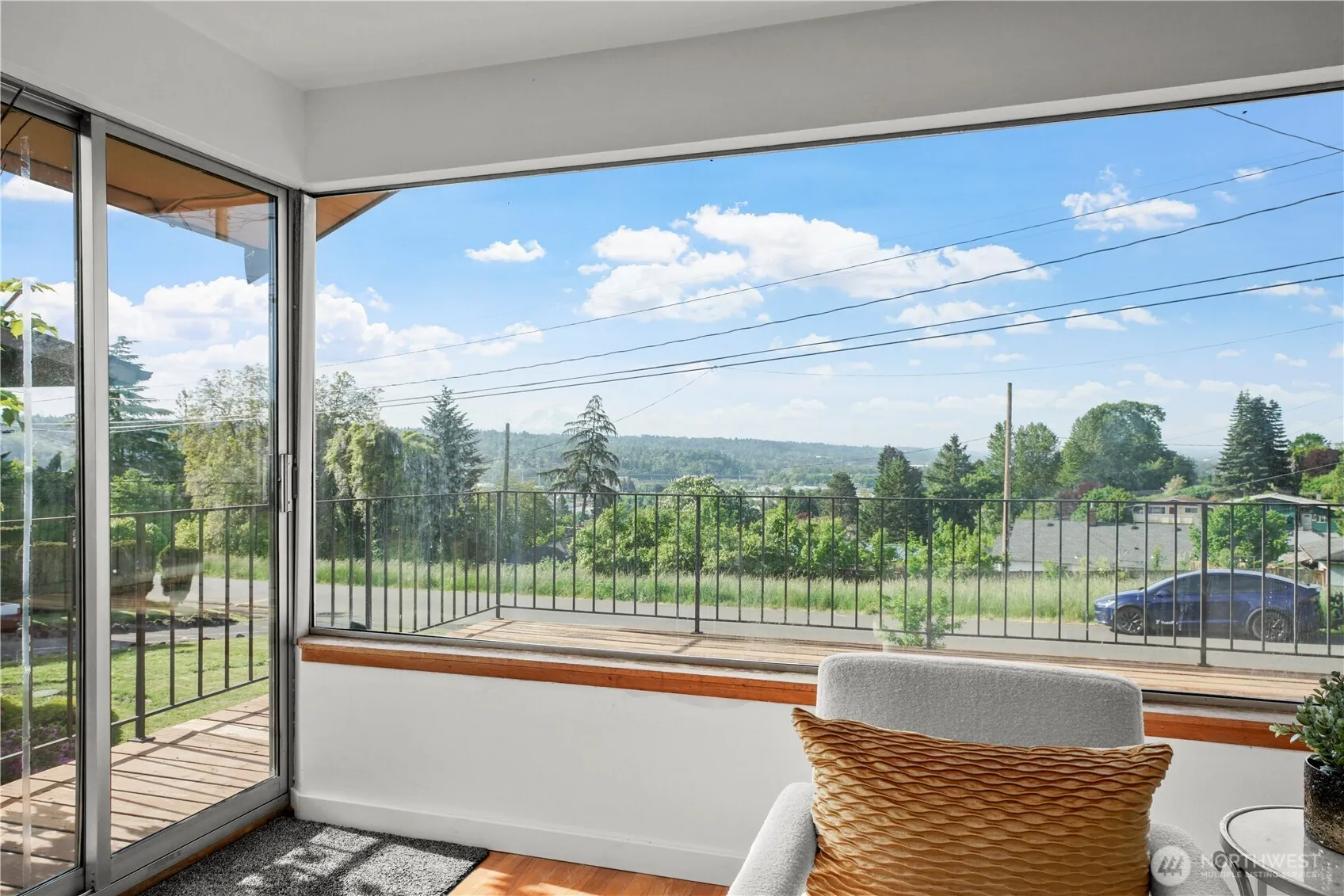 Property photo for 8626 S 134th Street, Seattle photo 3