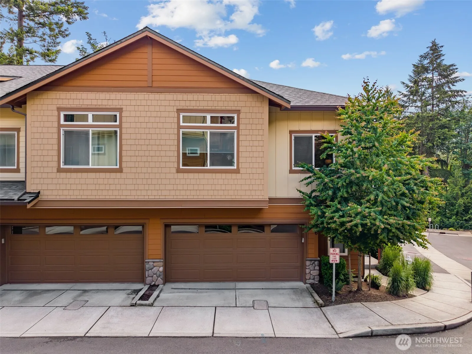 Property photo for 1086 Collier Place Sw #n35, Issaquah photo 2