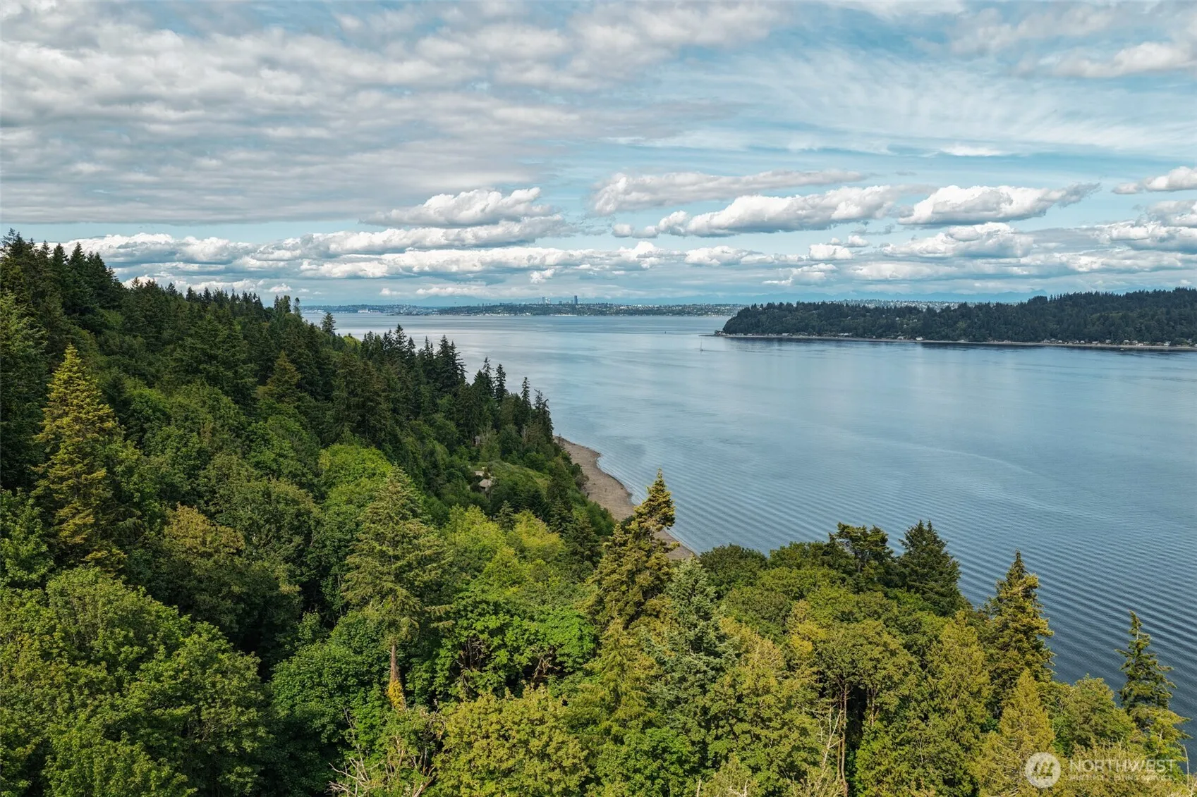 Property photo for 7099 Wilson Creek Road Se, Port Orchard photo 5