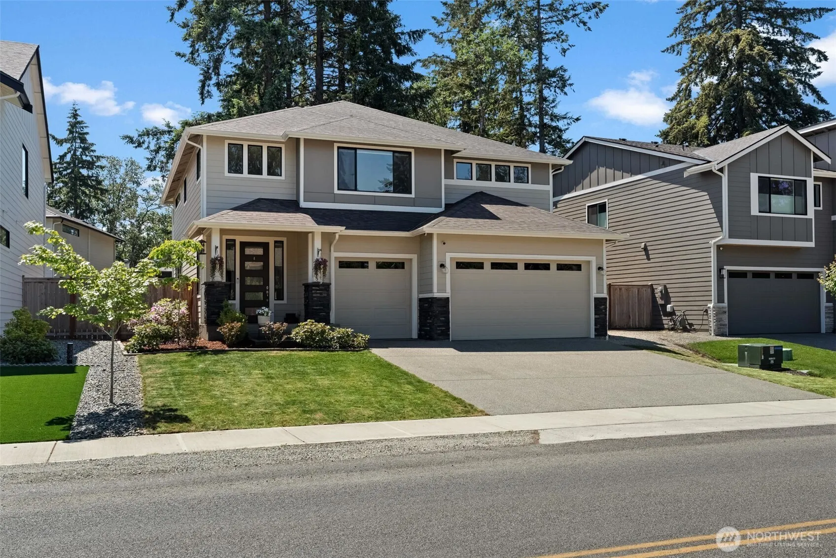Property photo for 7708 Zircon Drive Sw, Lakewood
