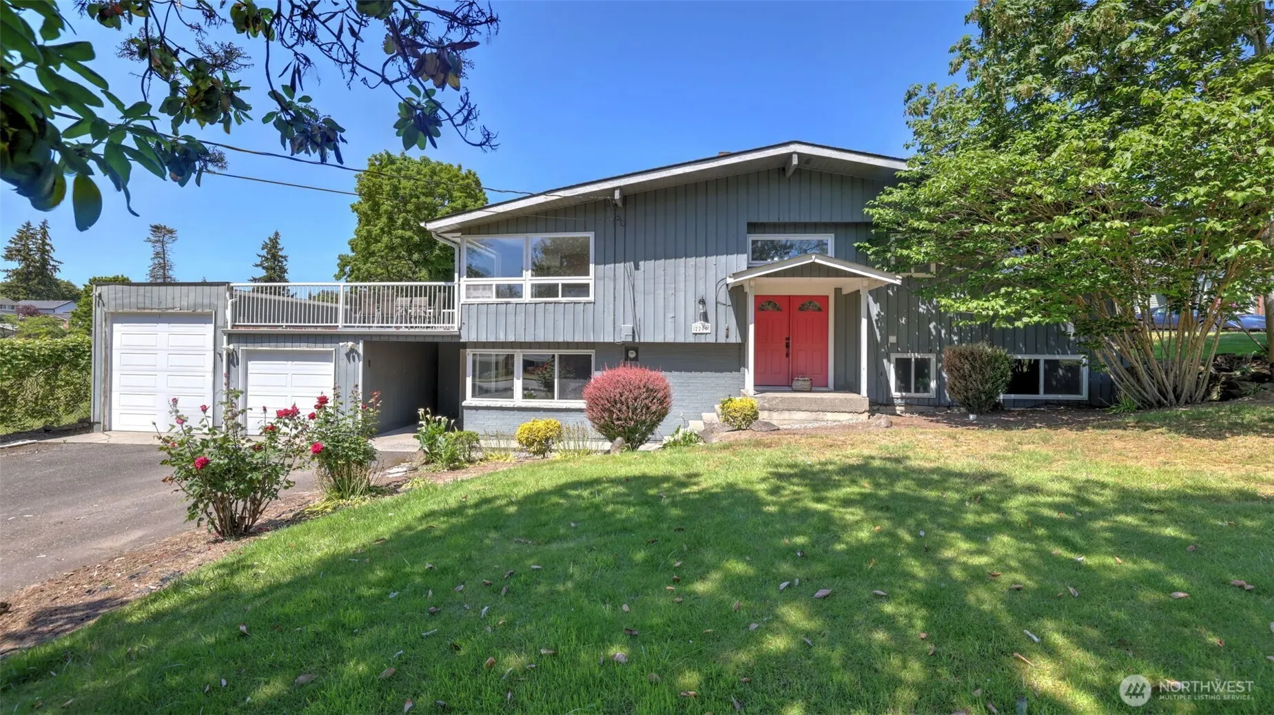 Property photo for 2200 Ne 24th Street, Renton