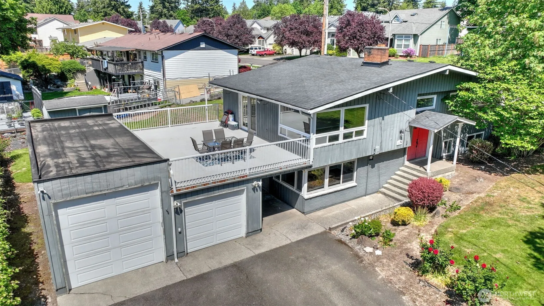 Property photo for 2200 Ne 24th Street, Renton photo 3