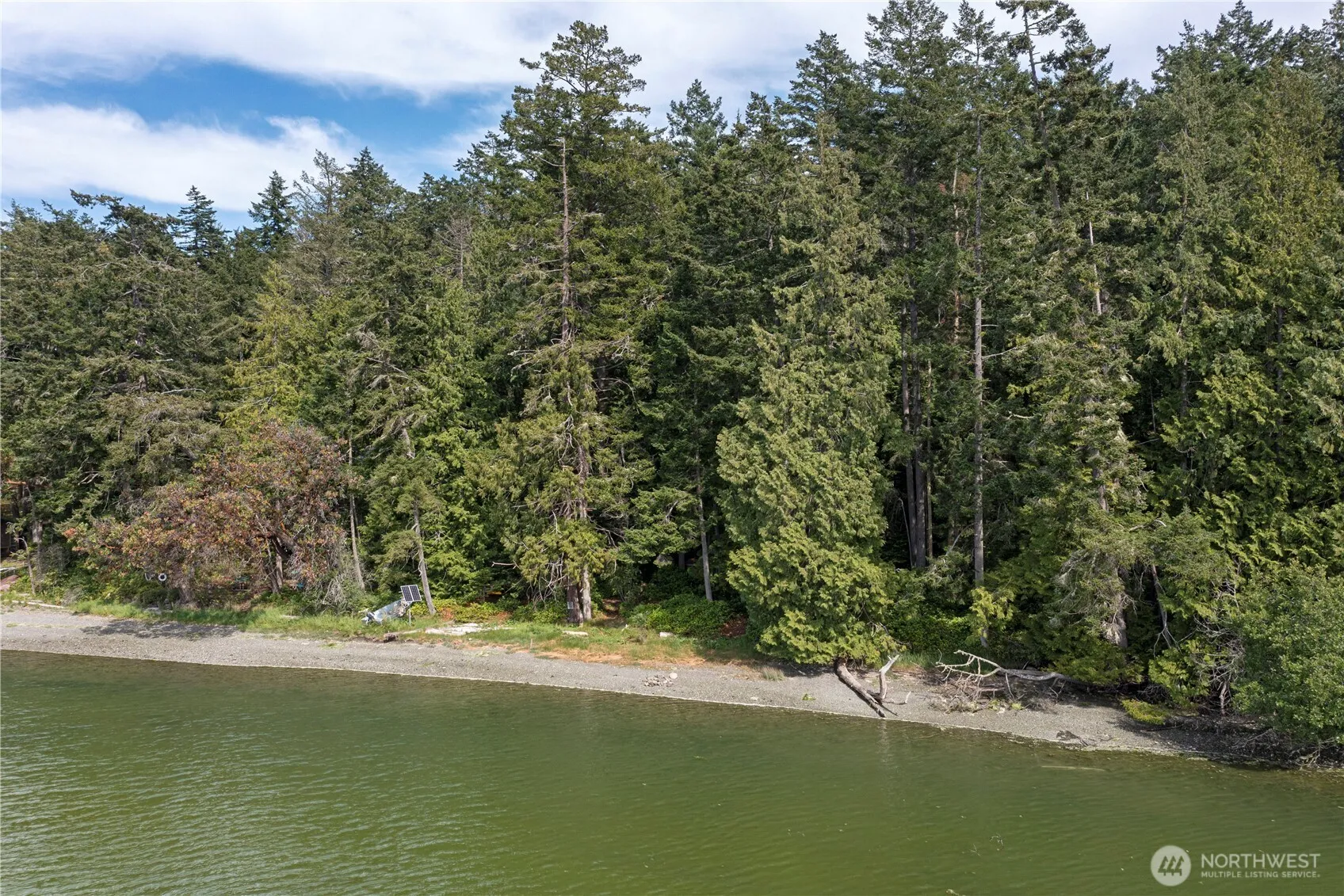 Property photo for 16 Driftwood Drive, Henry Island photo 3