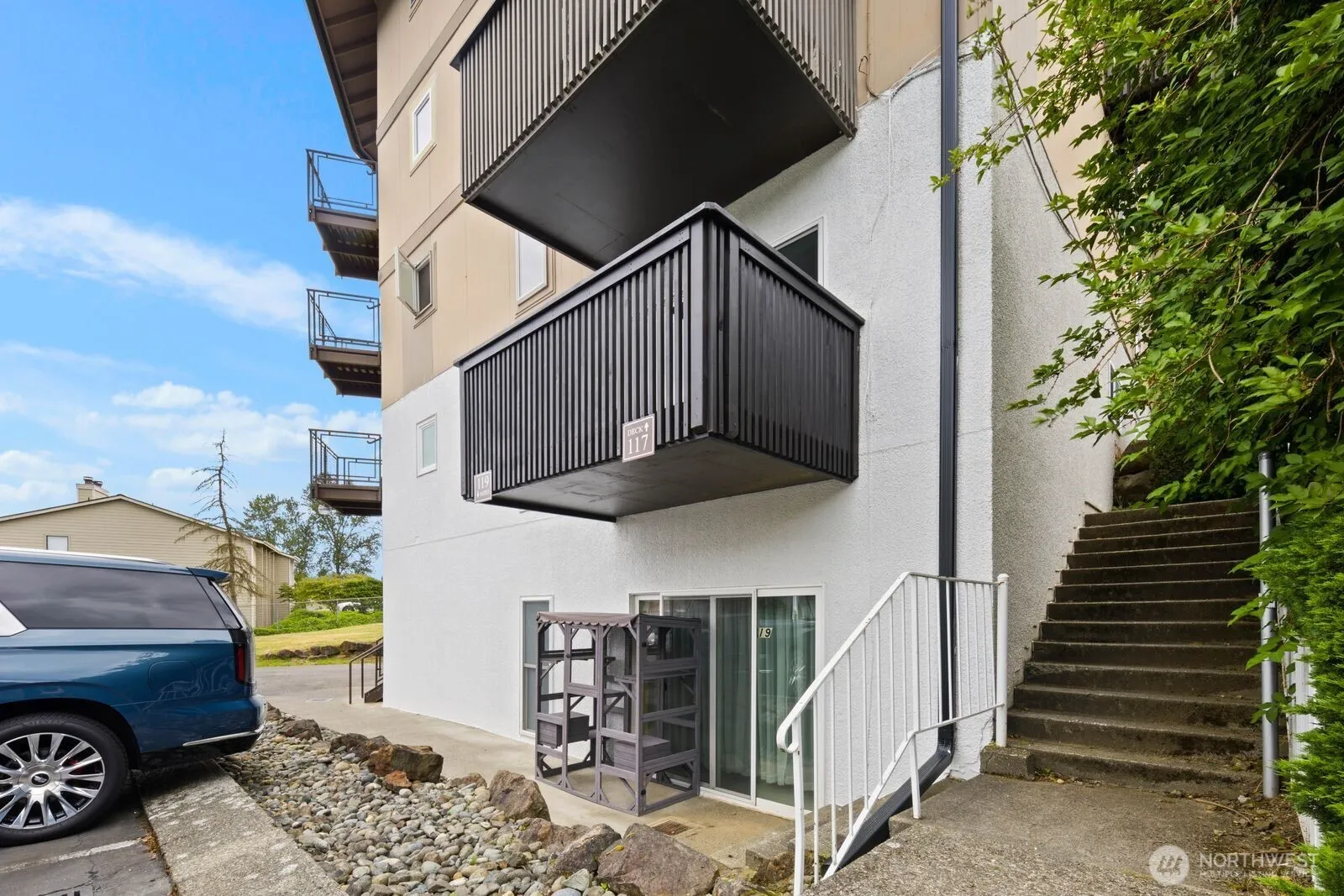 Property photo for 1425 S Puget Drive #117, Renton