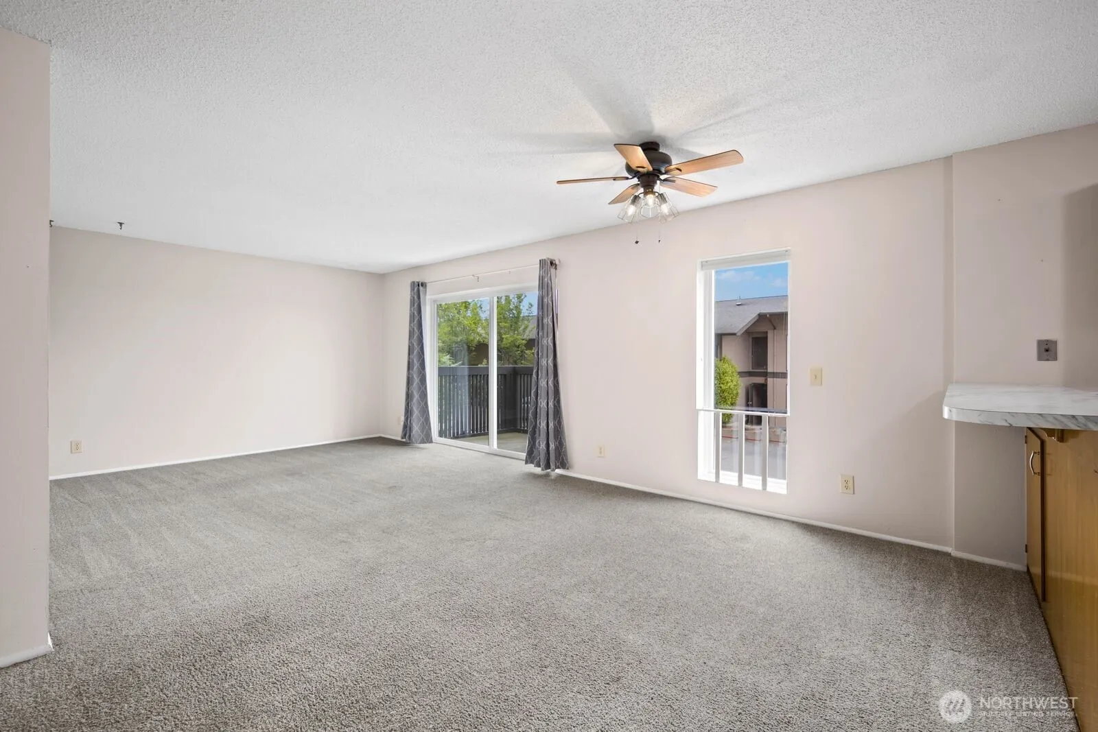 Property photo for 1425 S Puget Drive #117, Renton photo 3