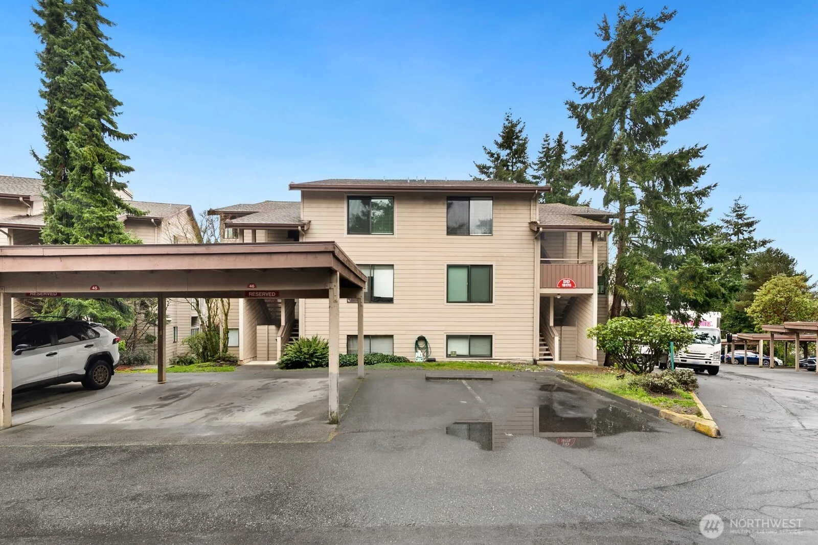 15175 Sunwood Boulevard #dd32, Tukwila