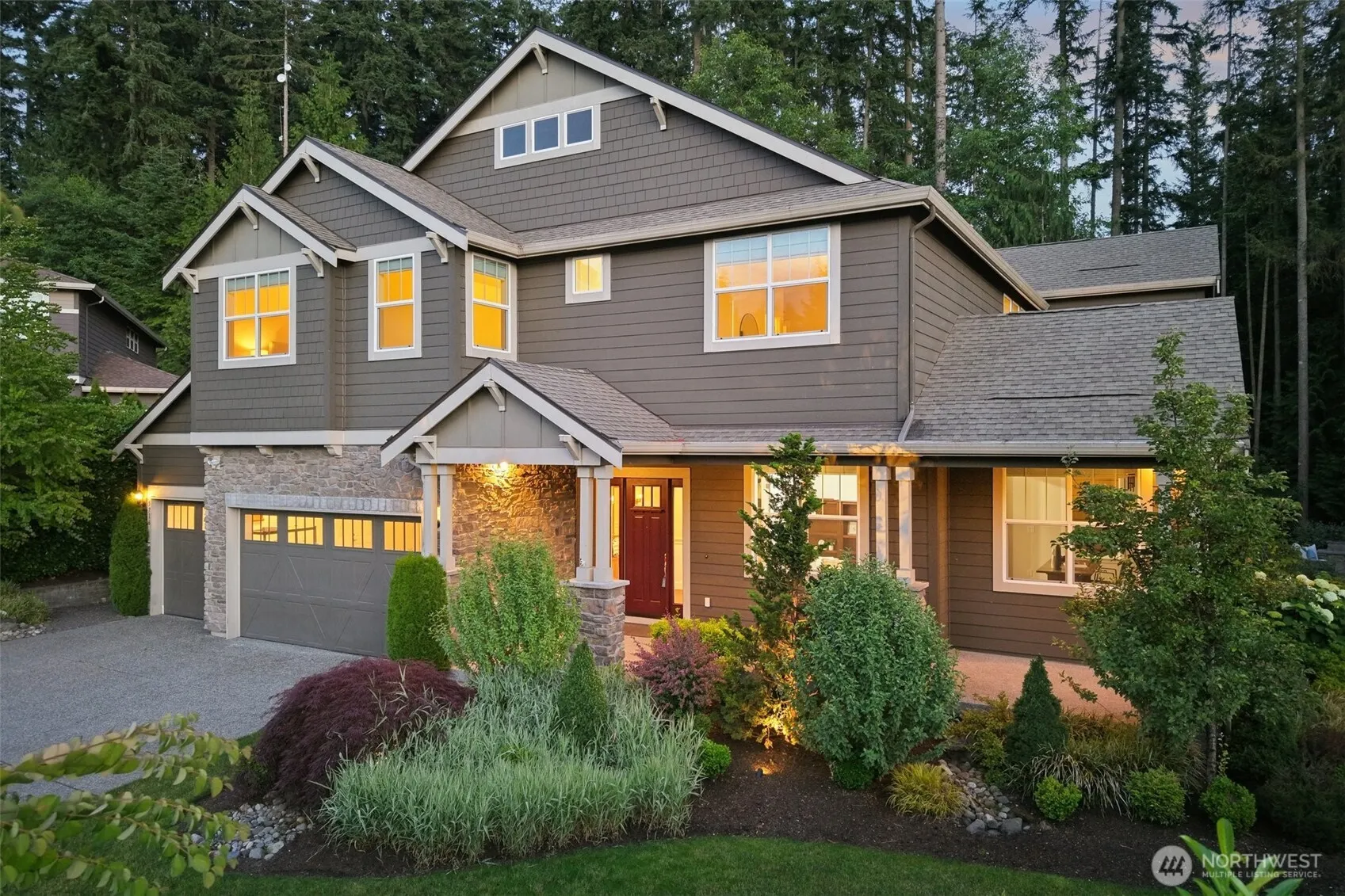 Property photo for 5716 197th Place Se, Bothell