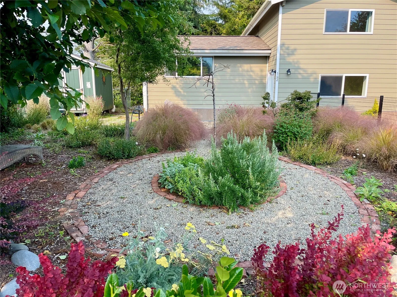 Property photo for 142 N Port Loop Ne, Ocean Shores photo 4