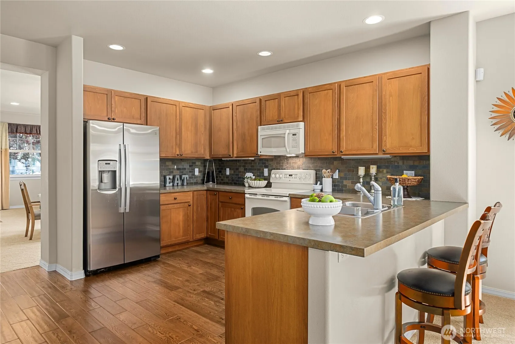Property photo for 4865 Bend Drive Ne, Lacey photo 3