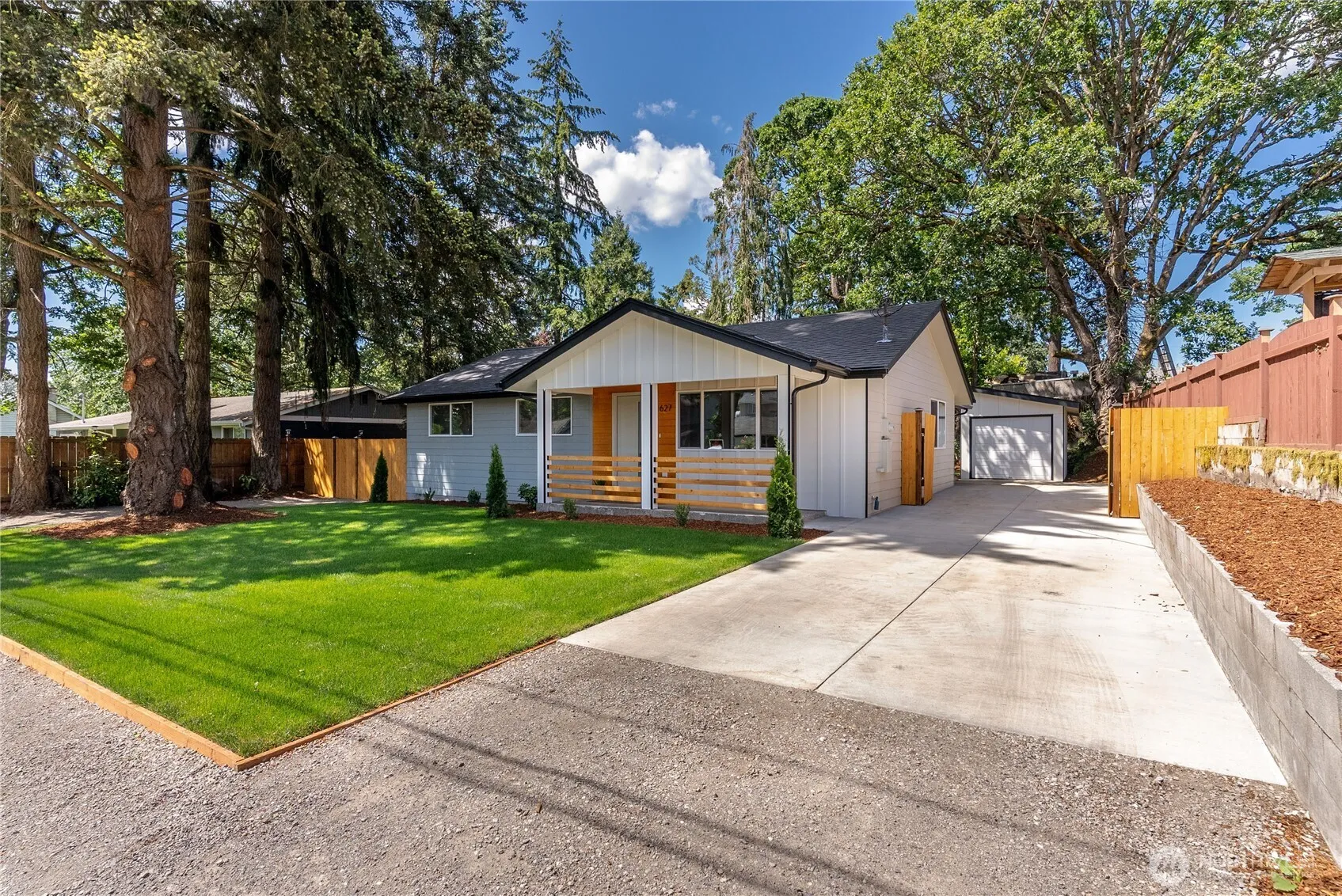1627 Hume Street S, Tacoma