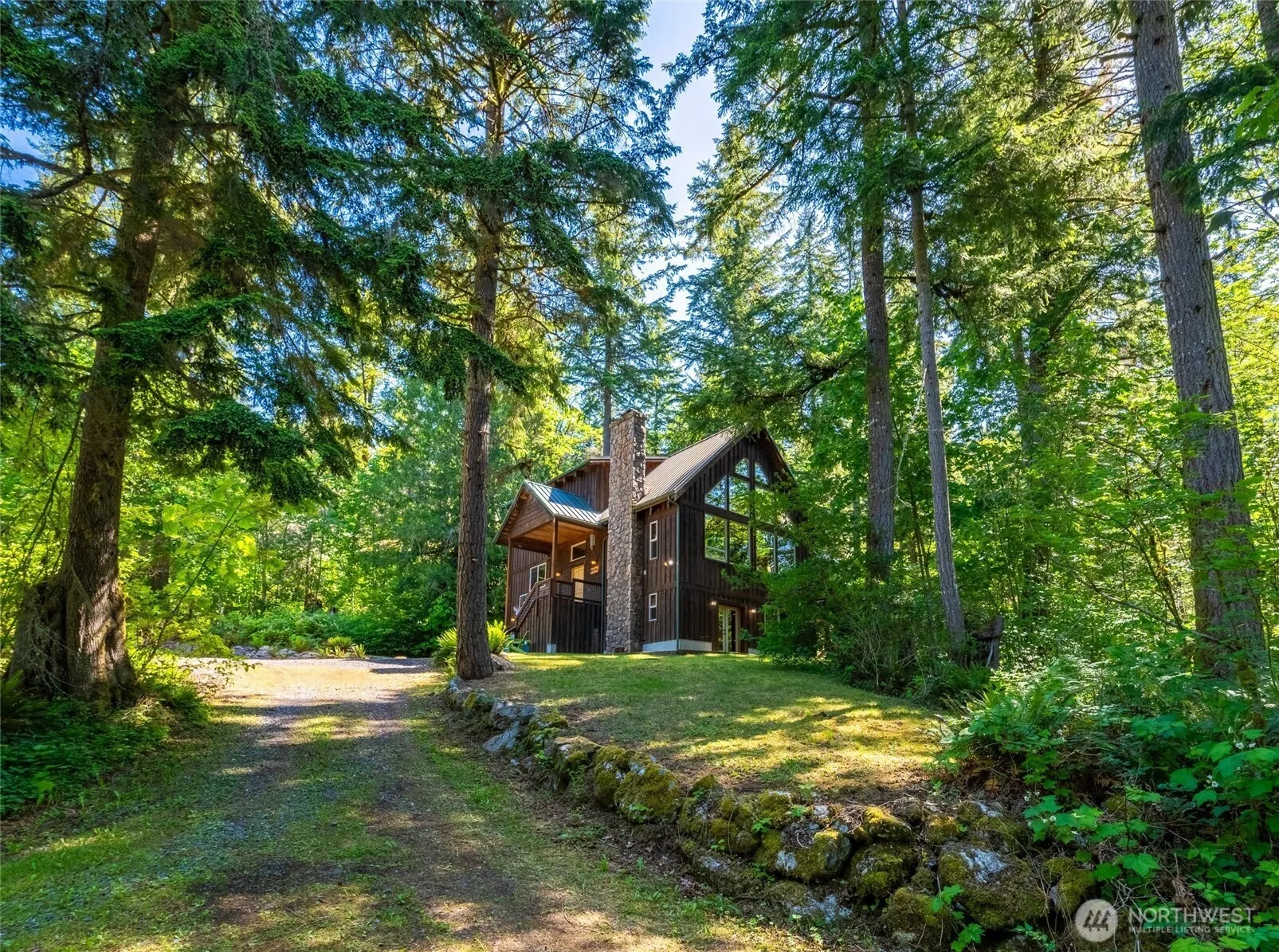 Property photo for 8574 Mount Baker Highway, Deming