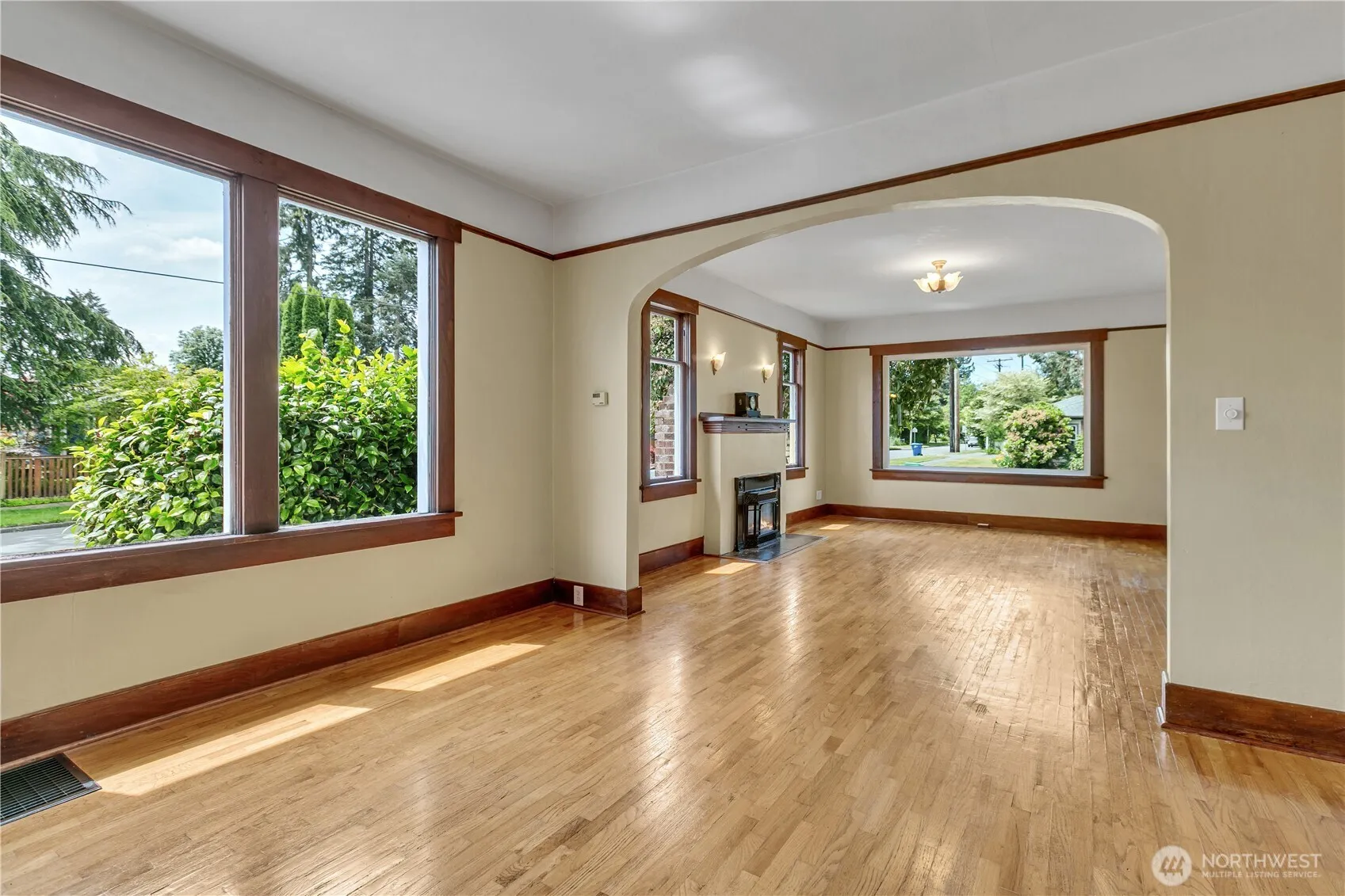 Property photo for 102 Perry Street Nw, Olympia photo 5
