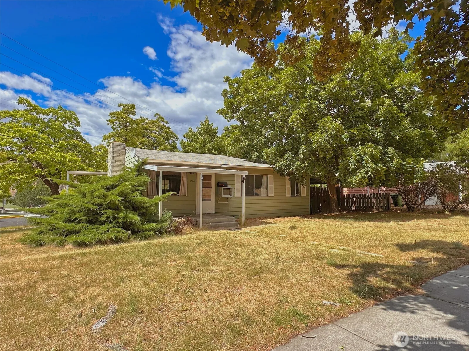 Property photo for 1000 Central Drive, Coulee Dam photo 3