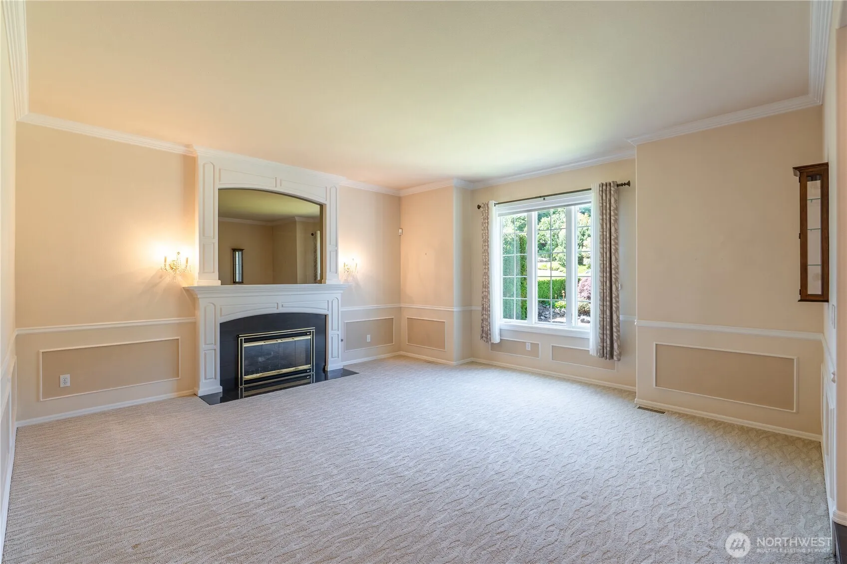 Property photo for 34612 4th Place Sw, Federal Way photo 5