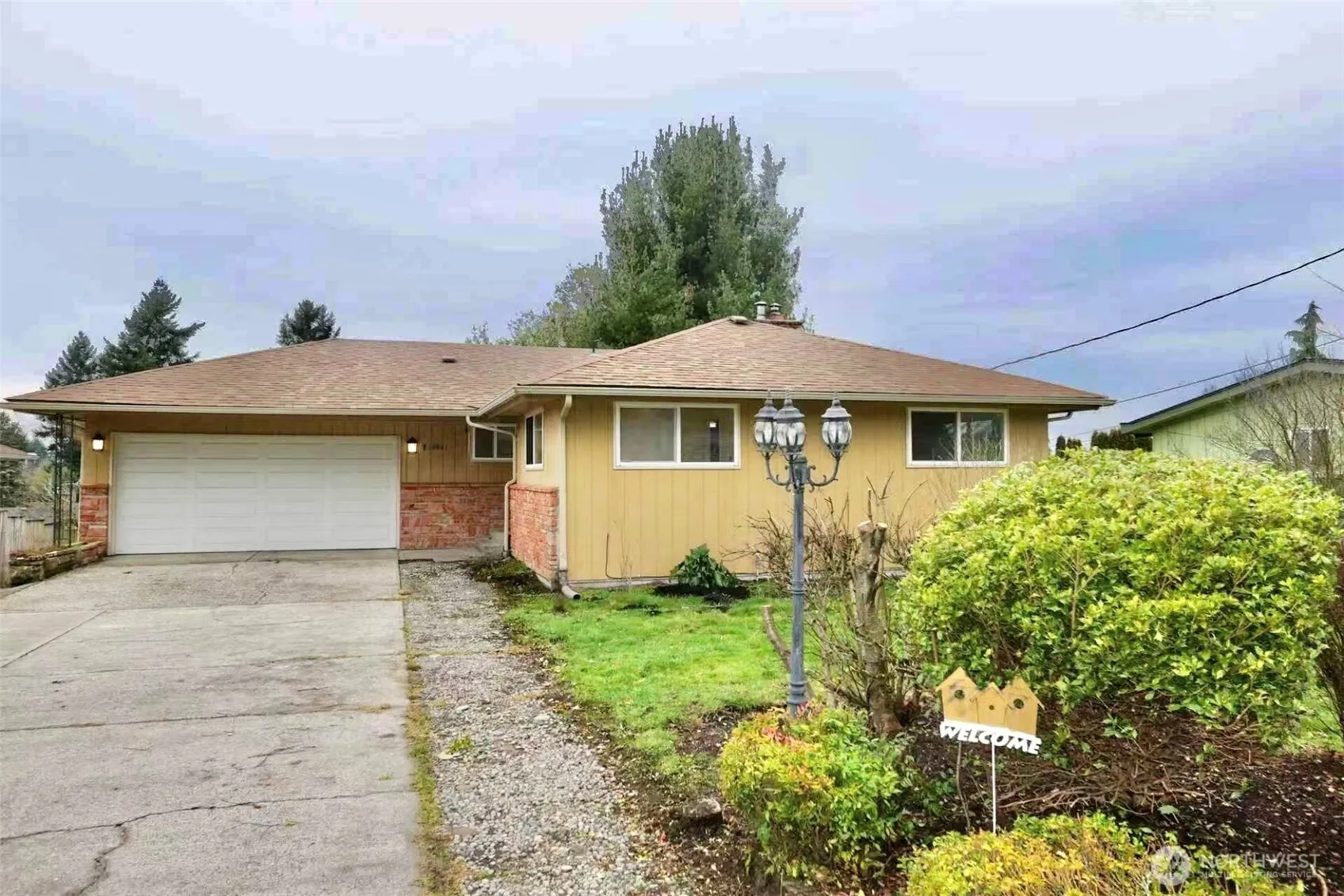 Property photo for 19431 107th Avenue Se, Renton photo 2