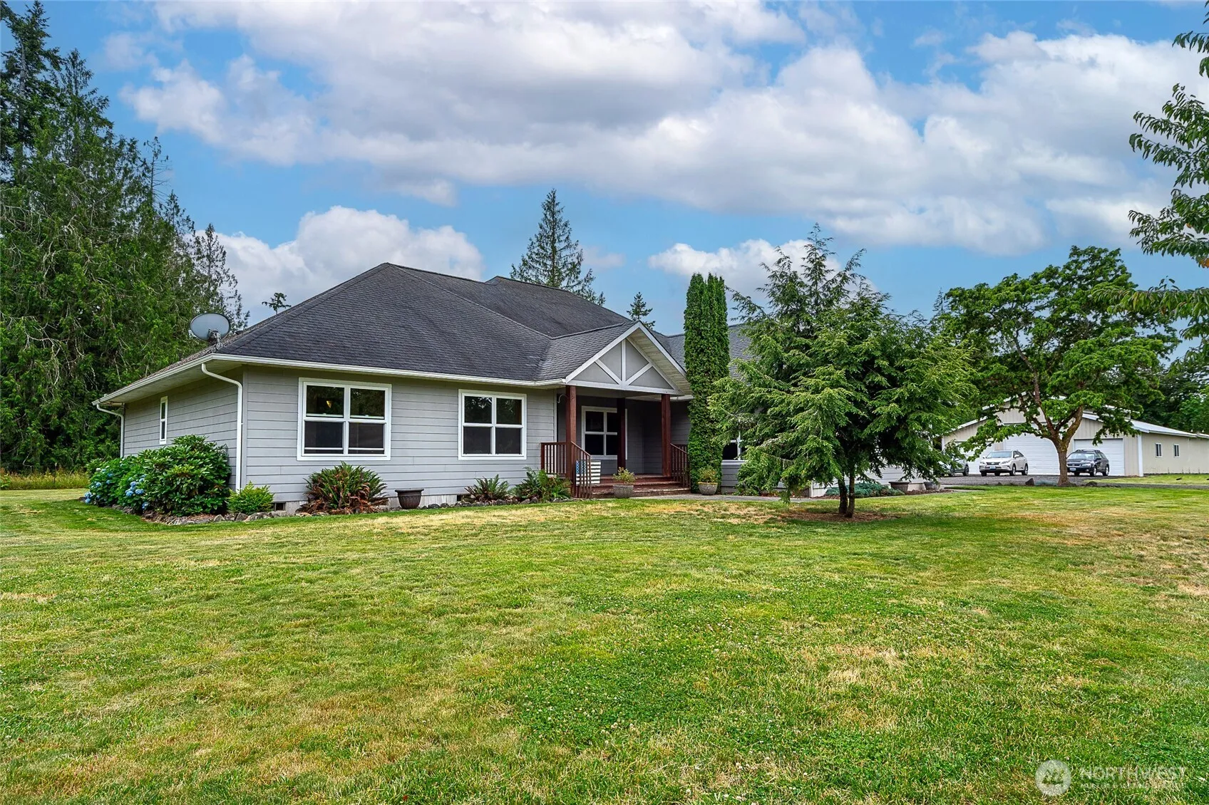 Property photo for 298 Toledo Salmon Creek Road, Toledo photo 2