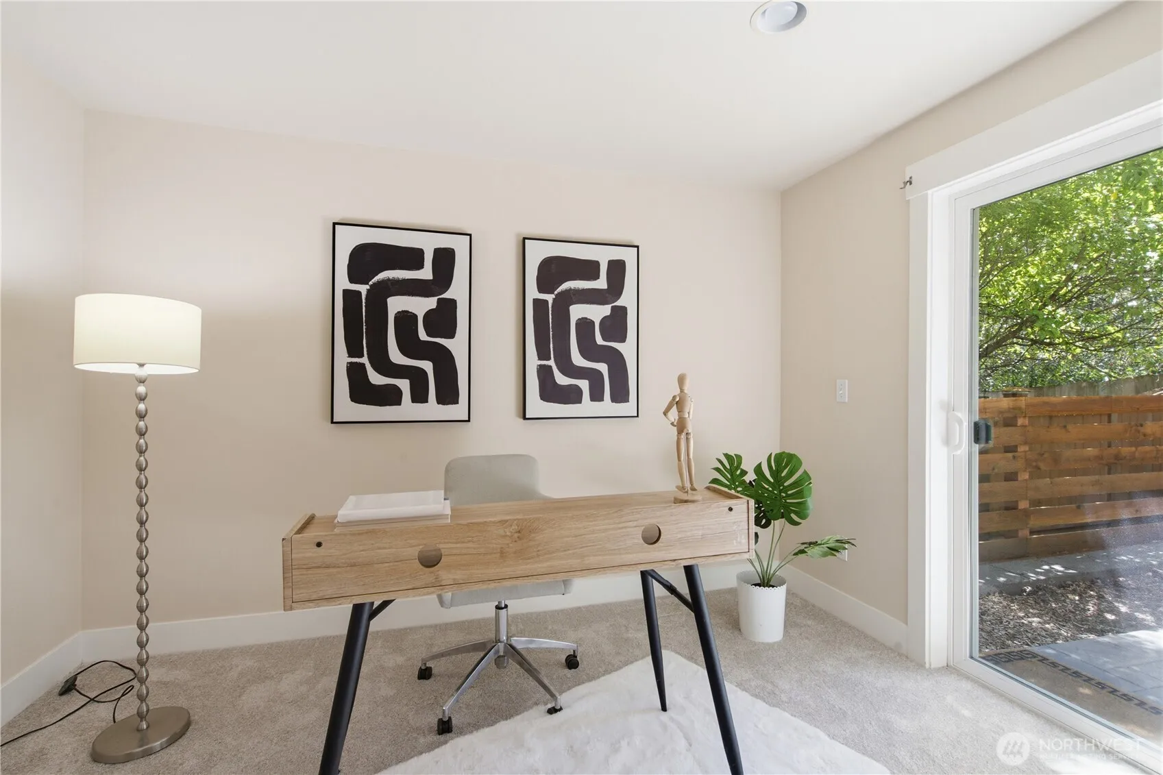 Property photo for 1017 Ne 123rd Street #c, Seattle photo 4