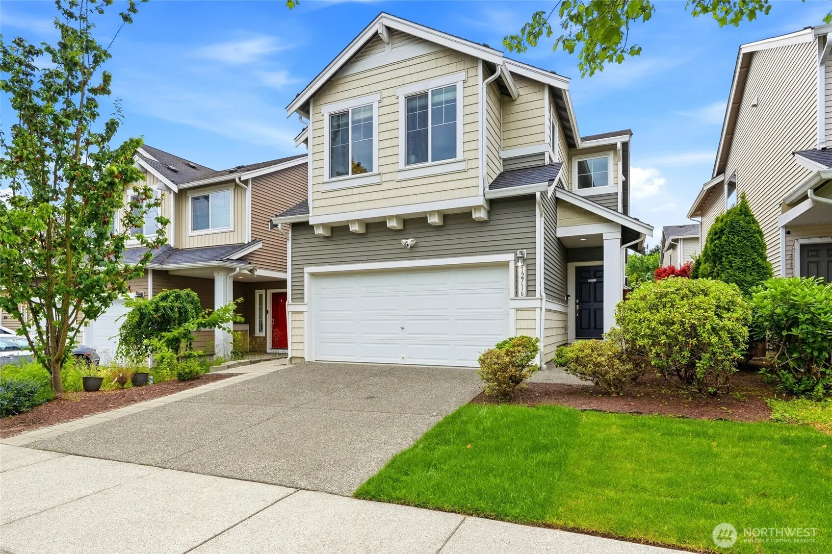 Property photo for 12716 12 Avenue Se, Everett