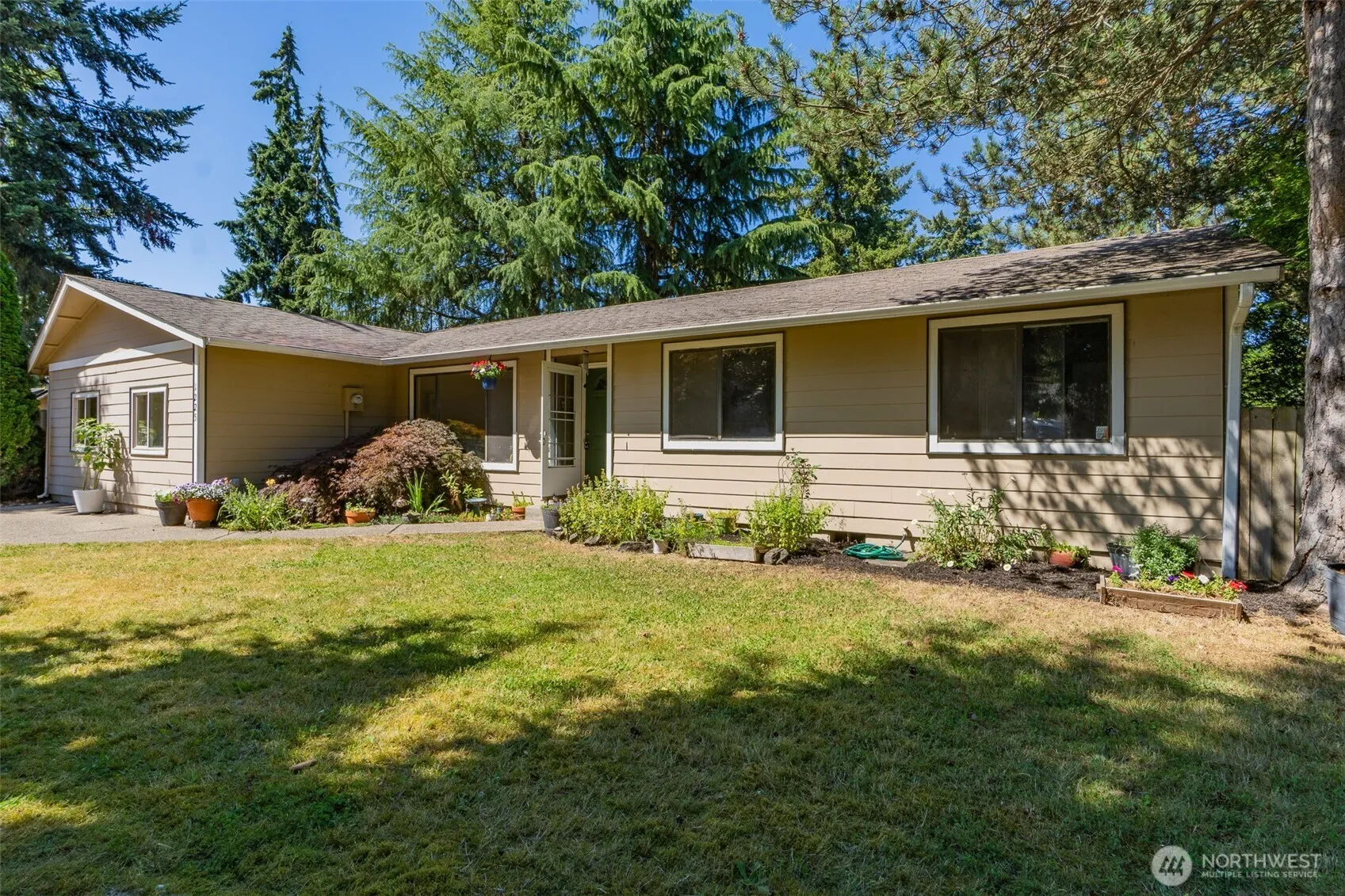 Property photo for 1225 Solar Court Ne, Olympia