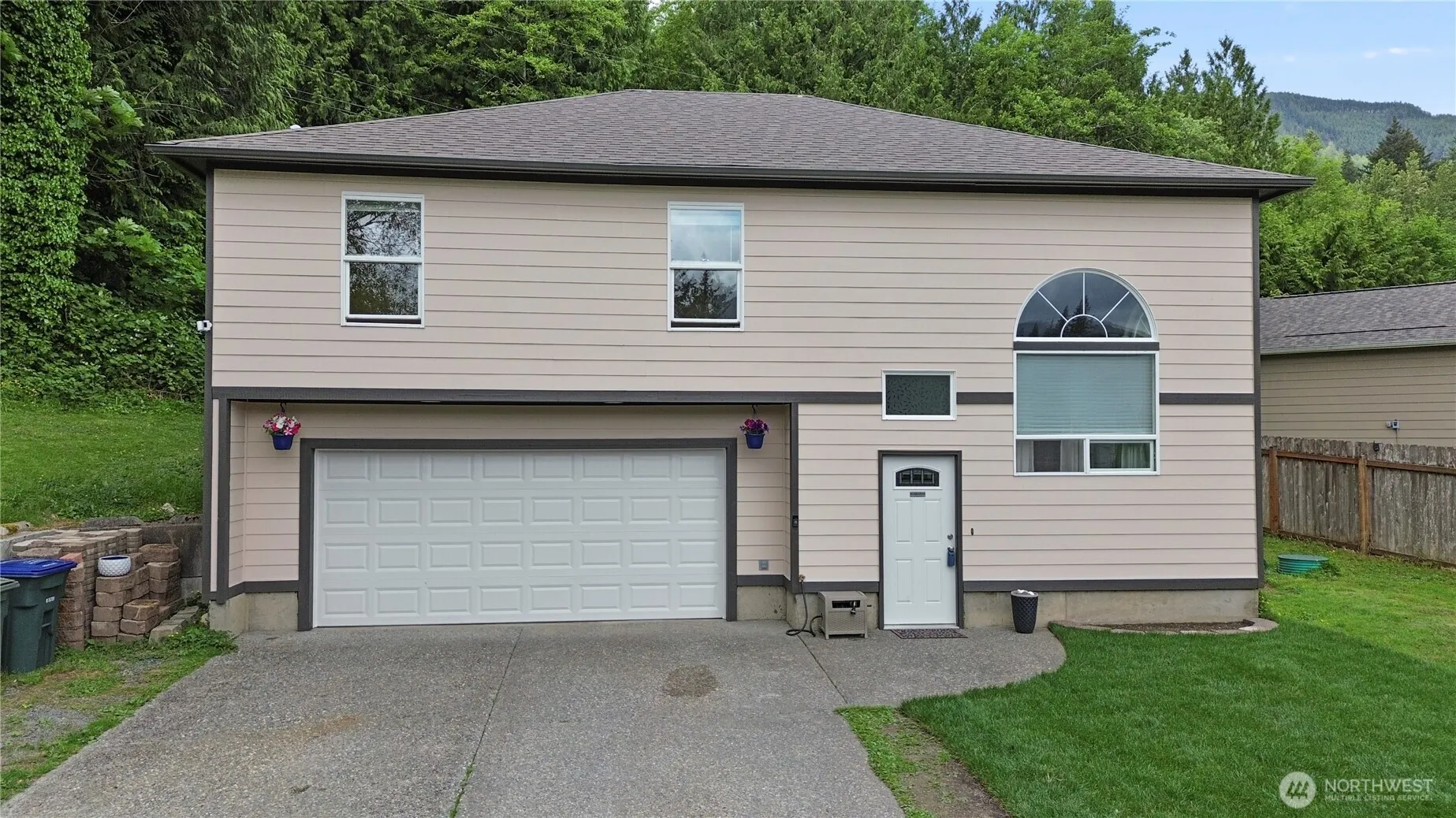 Property photo for 373 Rainbow Drive, Sedro Woolley