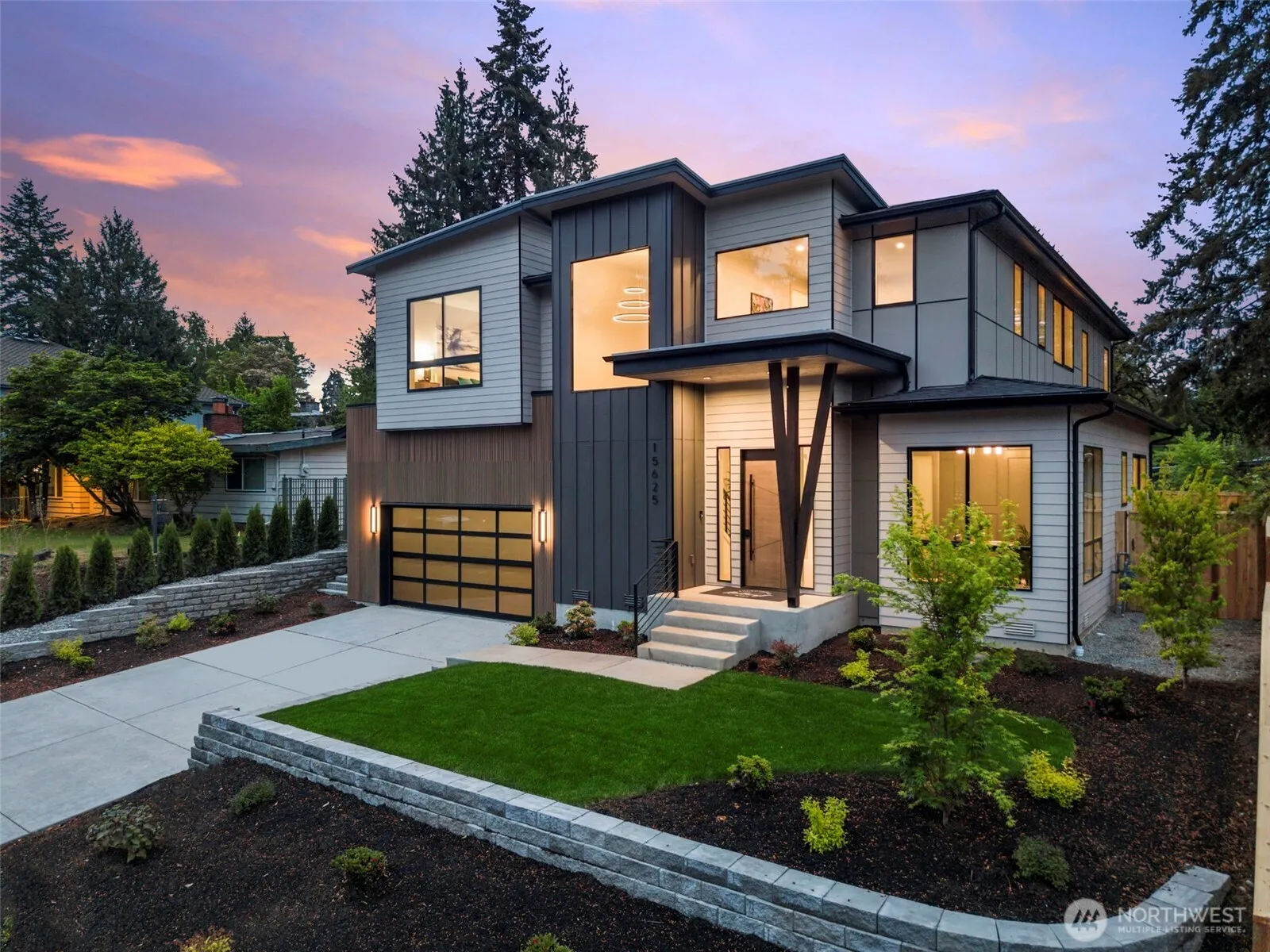 Property photo for 15625 Se 9th Street, Bellevue