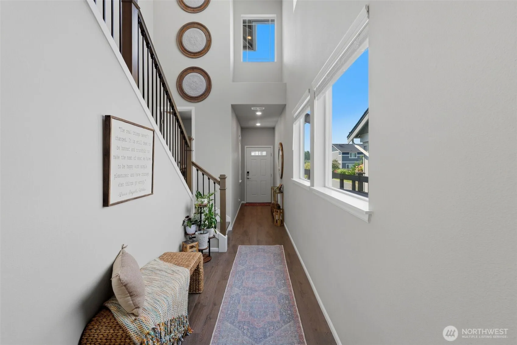 Property photo for 23546 Granite Court, Black Diamond photo 2