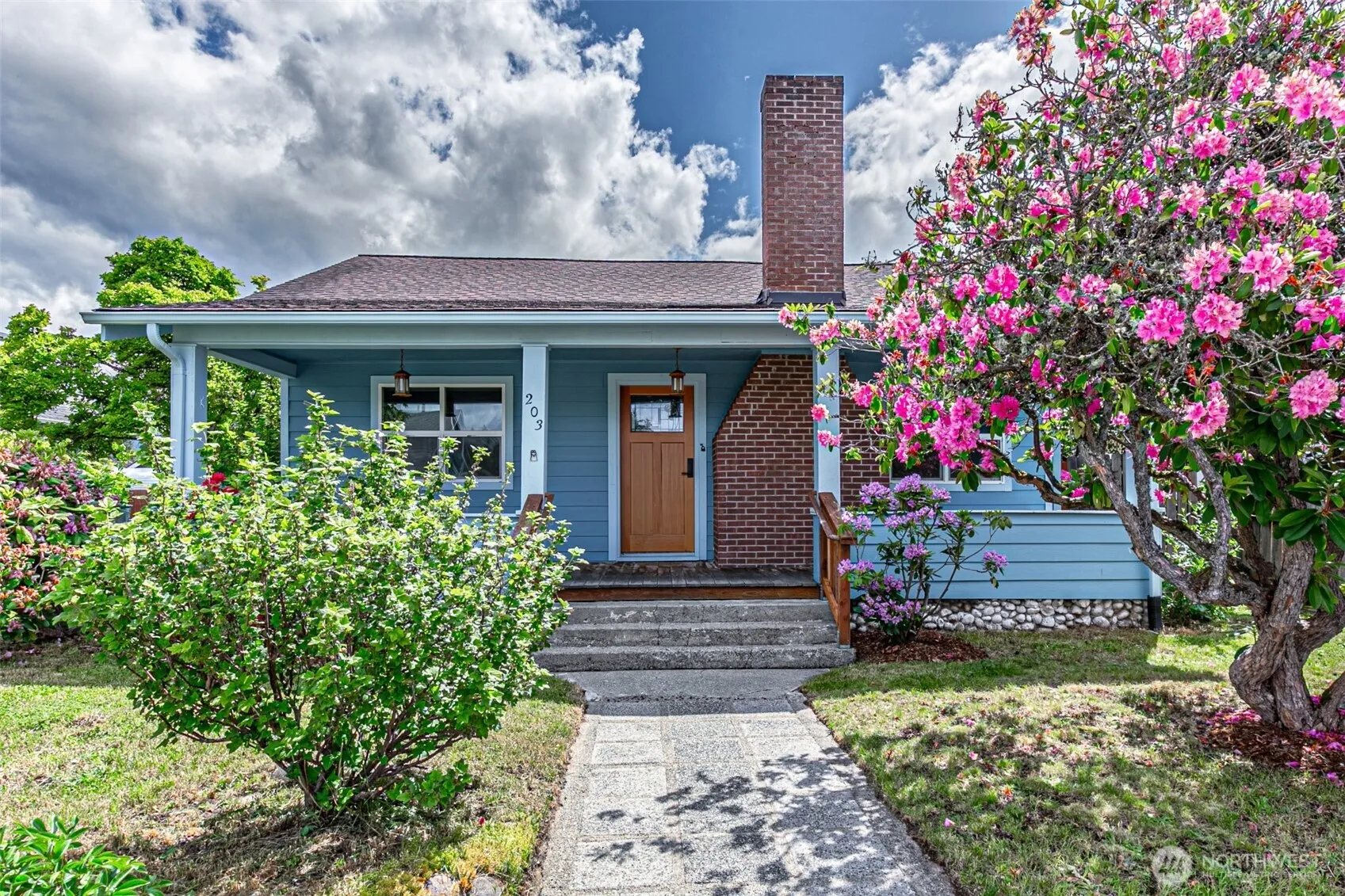 Property photo for 203 Orchard Avenue N, Eatonville