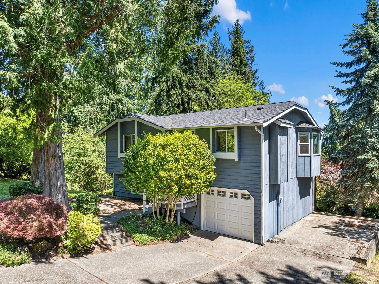 Property photo for 5848 Olive Avenue Ne, Bremerton