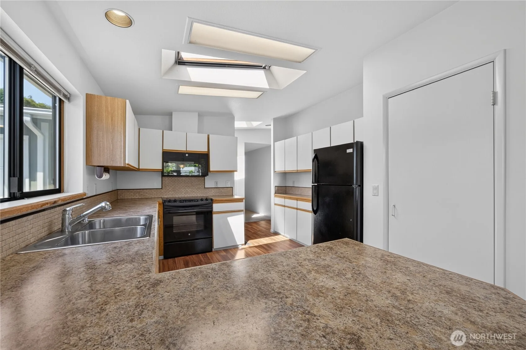 Property photo for 24030 10th Place W, Bothell photo 5