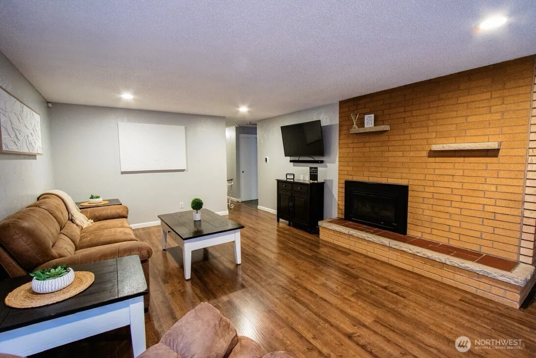 Property photo for 10201 Sw 120th Street, Lakewood photo 5