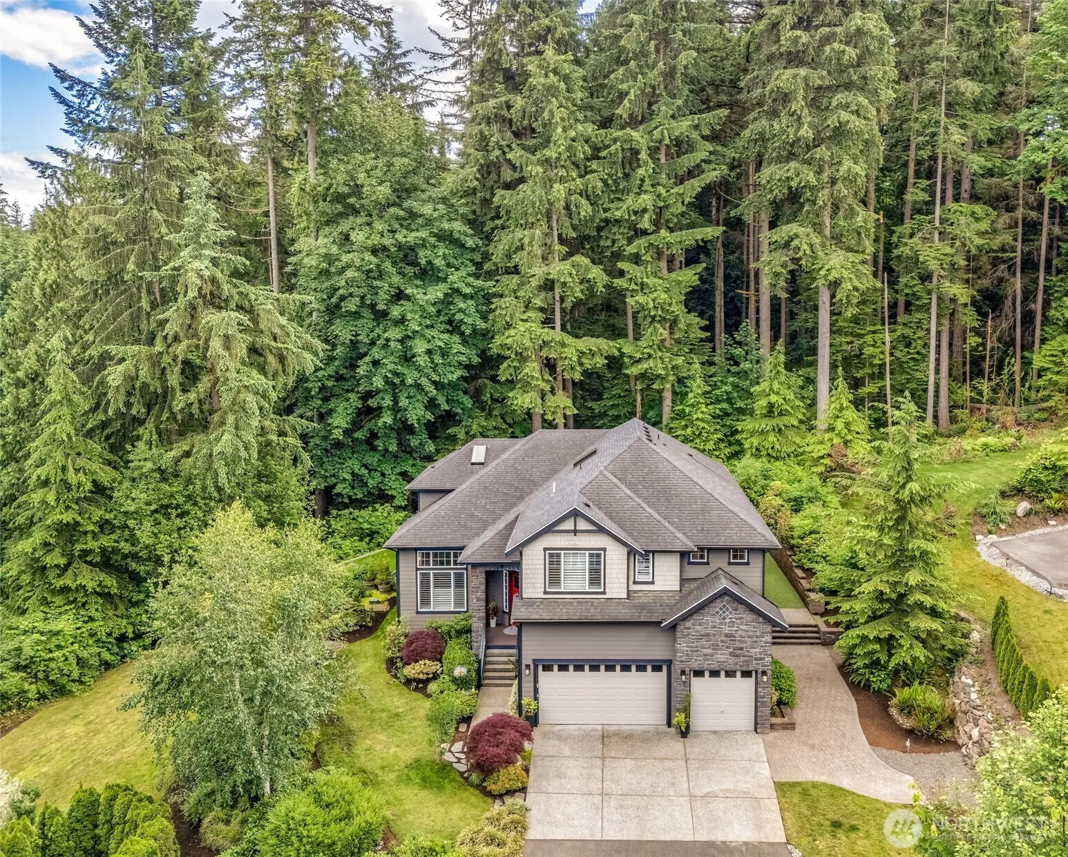 Property photo for 19503 204th Avenue Ne, Woodinville